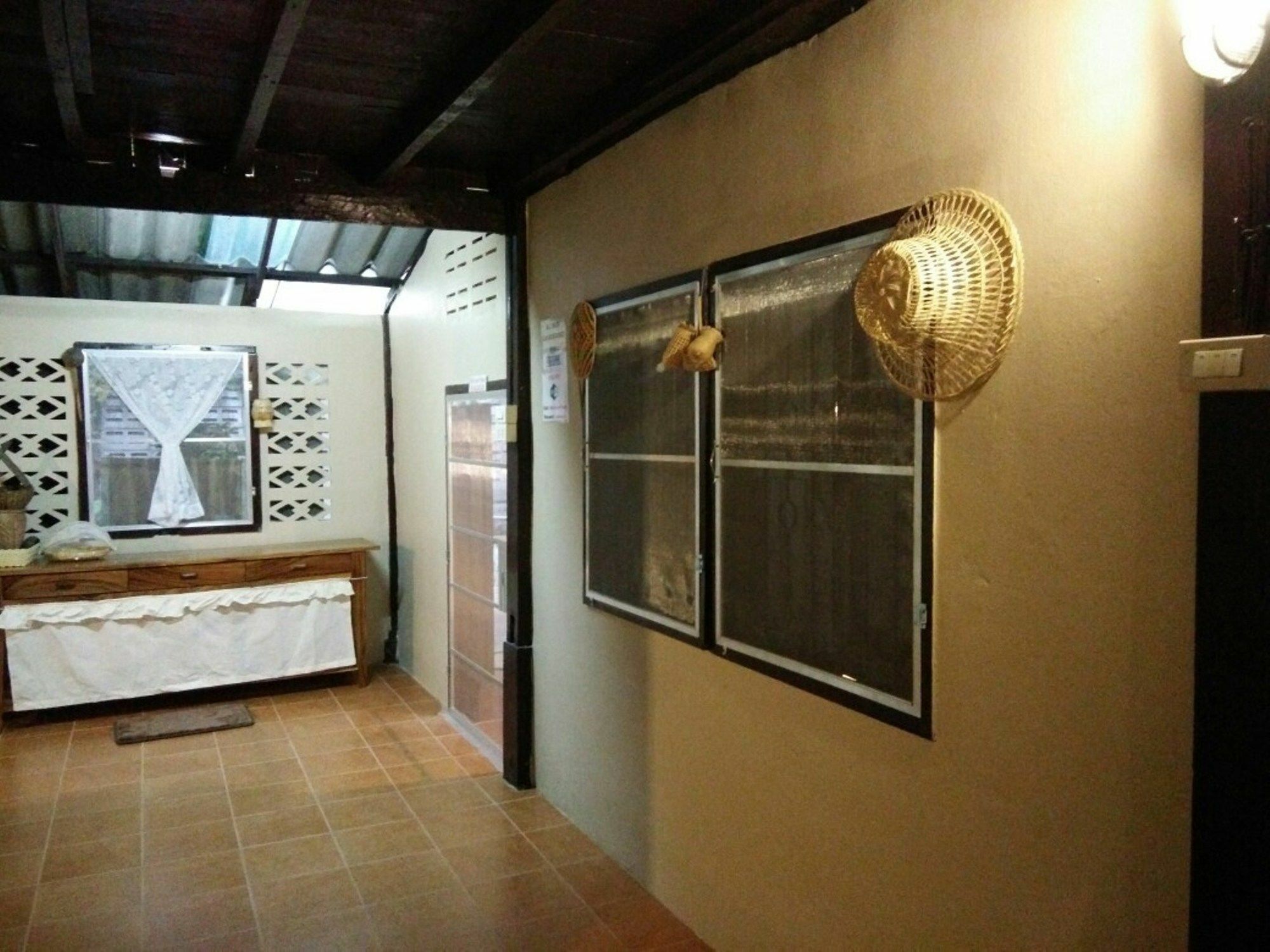 Twin House @ Tapae Pansiyon Chiang Mai Dış mekan fotoğraf